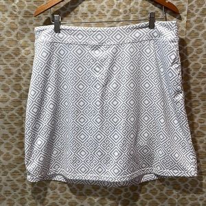 3 for $15 EUC SKORT XL